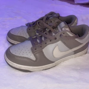 Nike skor  - Säljer dessa fina skor pågrund av att jag inte använder längre, storlek 37,5