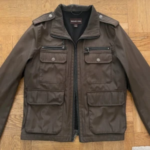 Lätt jacka från Michael Kors  - Mycket bra skick, str M