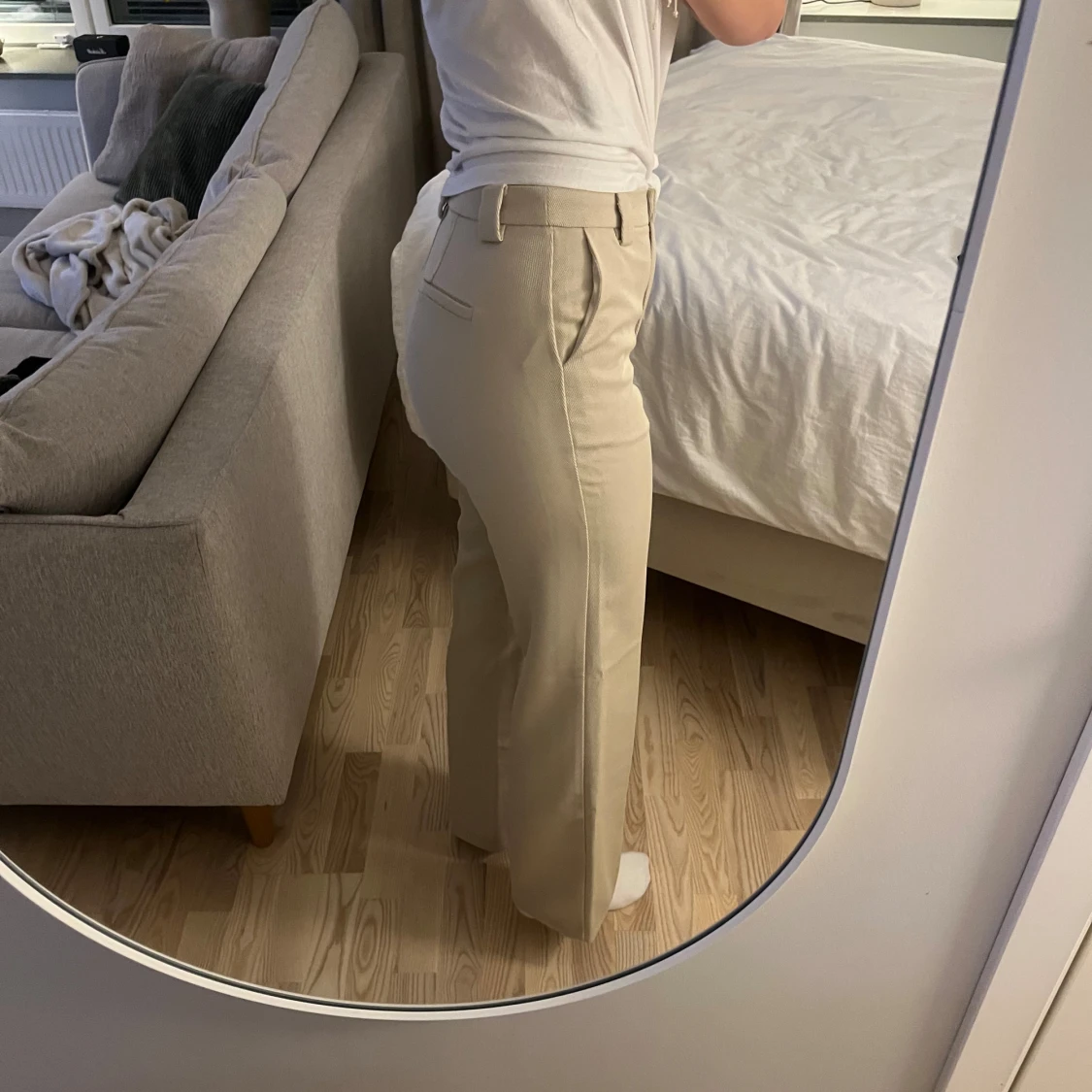 Beiga kostymbyxor  - 91