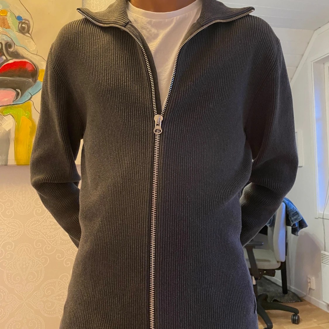 Full zip från märket Ljung