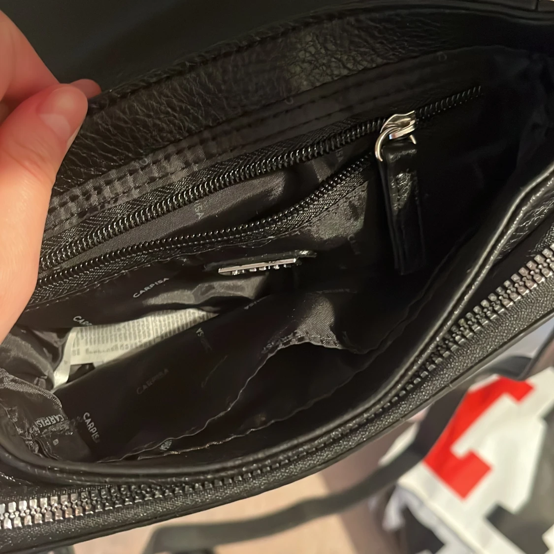 Ny svart väska  - 90