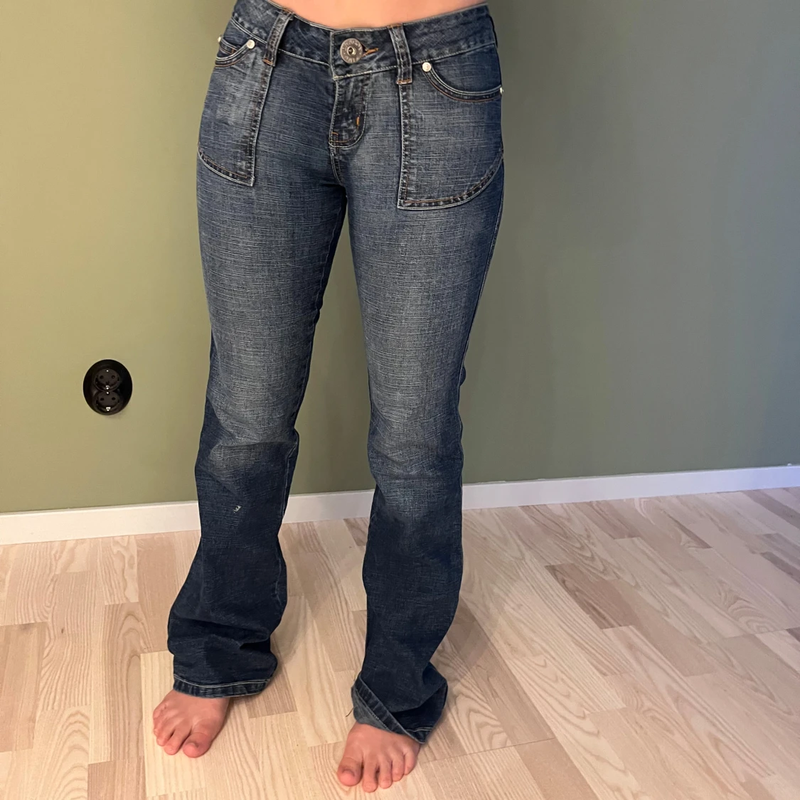 Lågmidjade Bootcut Jeans  - 90