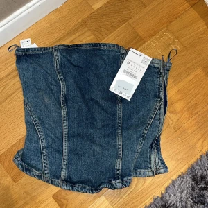 Denim korsett Zara M - Helt ny topp från Zara
