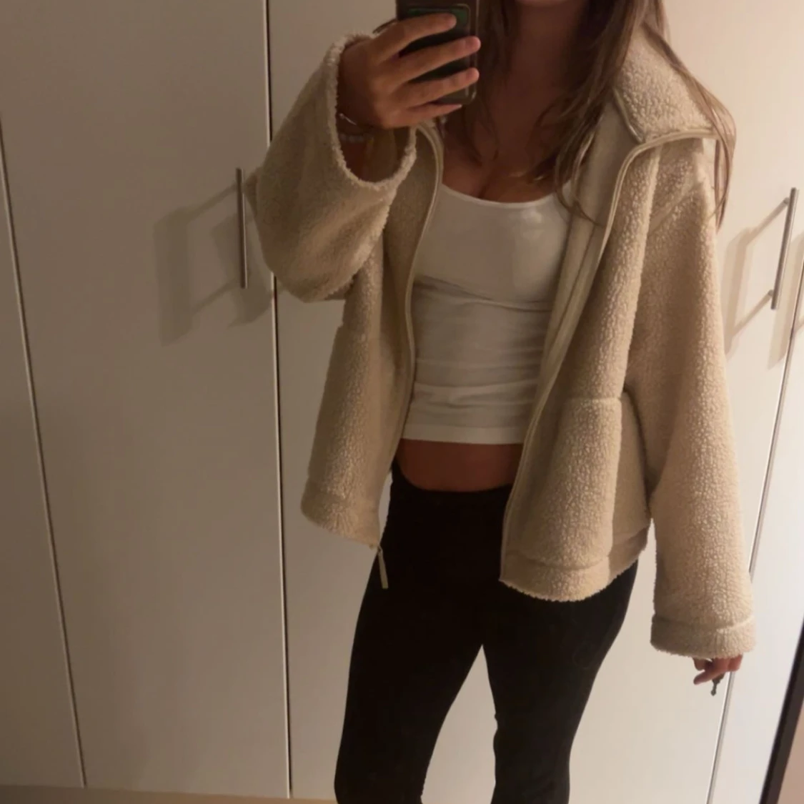 Beige populär teddyjacka H&M - 93