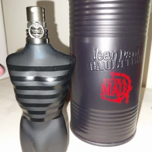 Jean paul gaultier Ultra male - Jean paul gaultier Ultra male, helt oanvänd, 75ml, säljer eftersom den inte riktigt passar mig