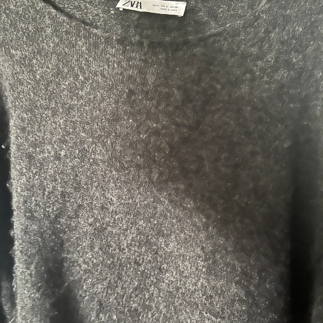 Mörkgrå tröja från Zara - 2