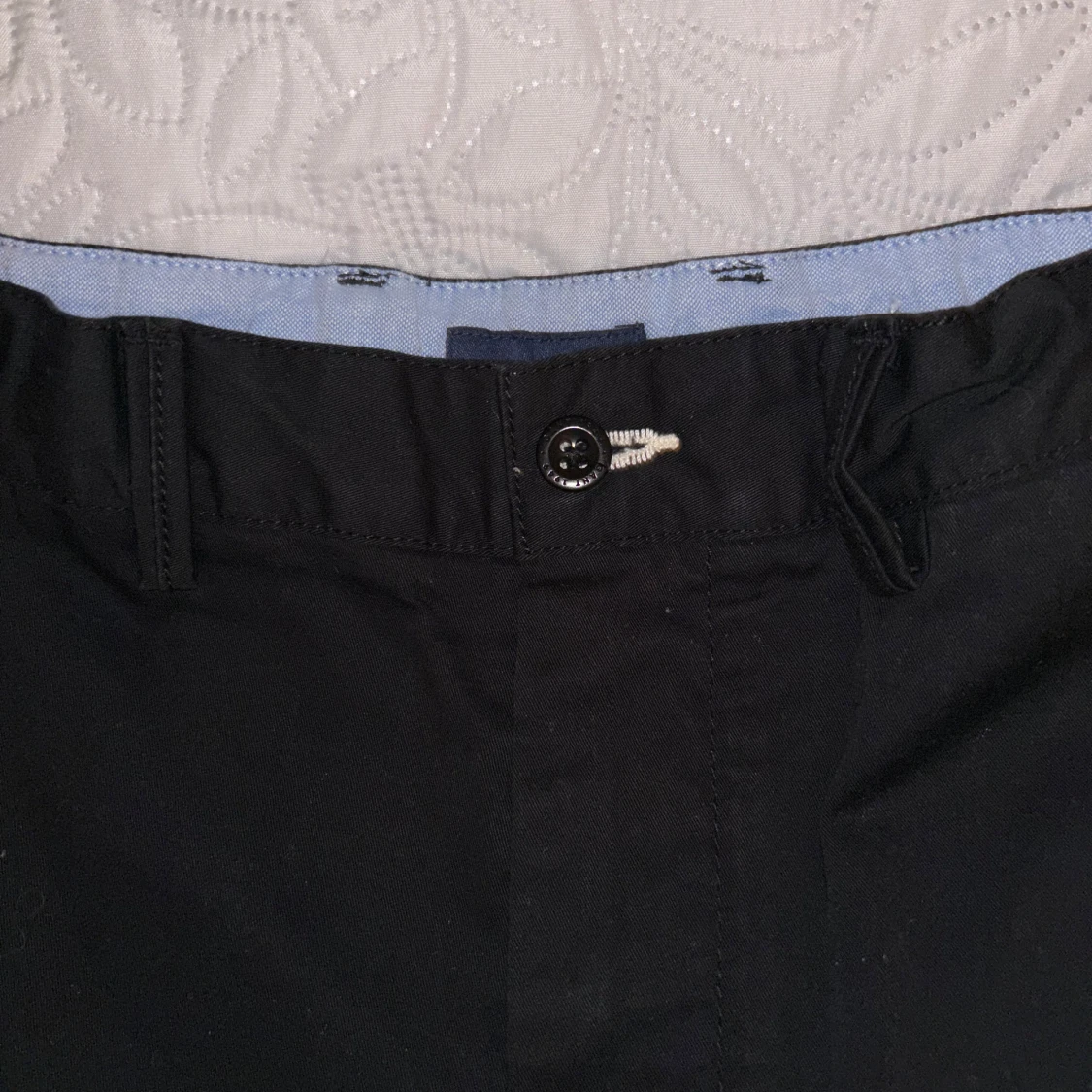 Svarta chinos från GANT - 4