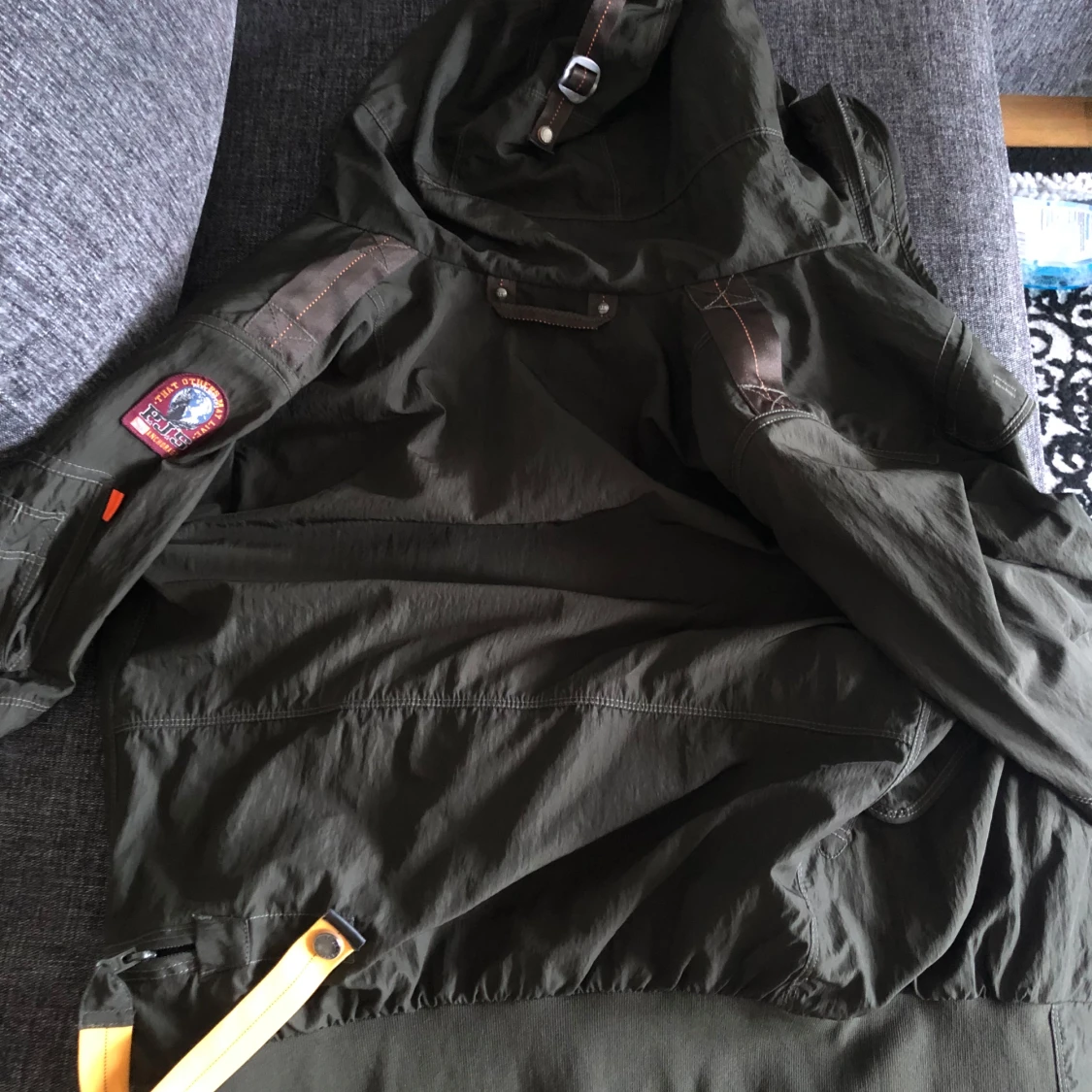 Grön jacka från Parajumpers - 1