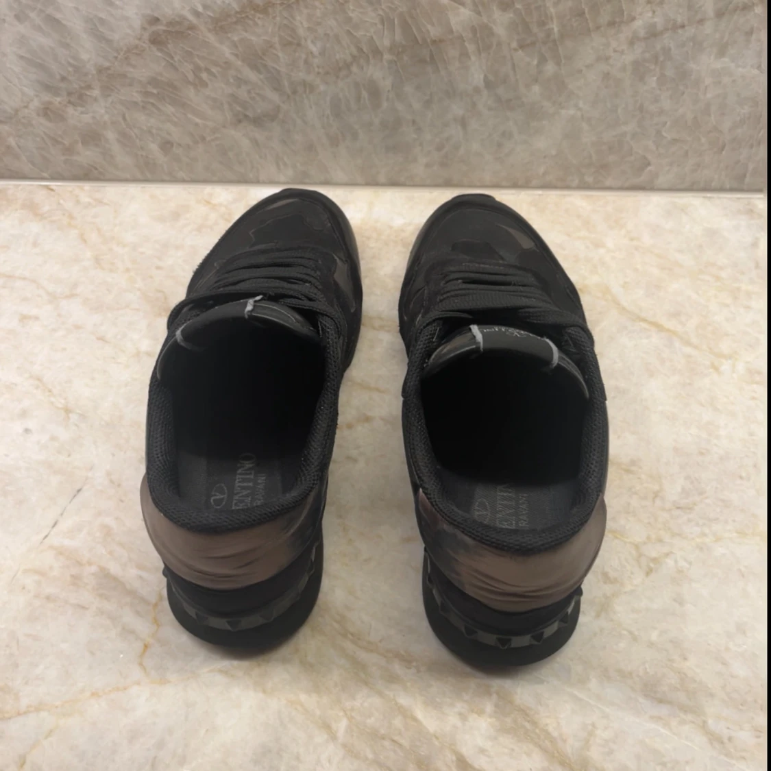 Valentino rockrunner - 92