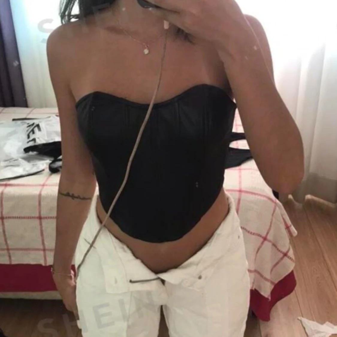 Svart skinn topp - 90