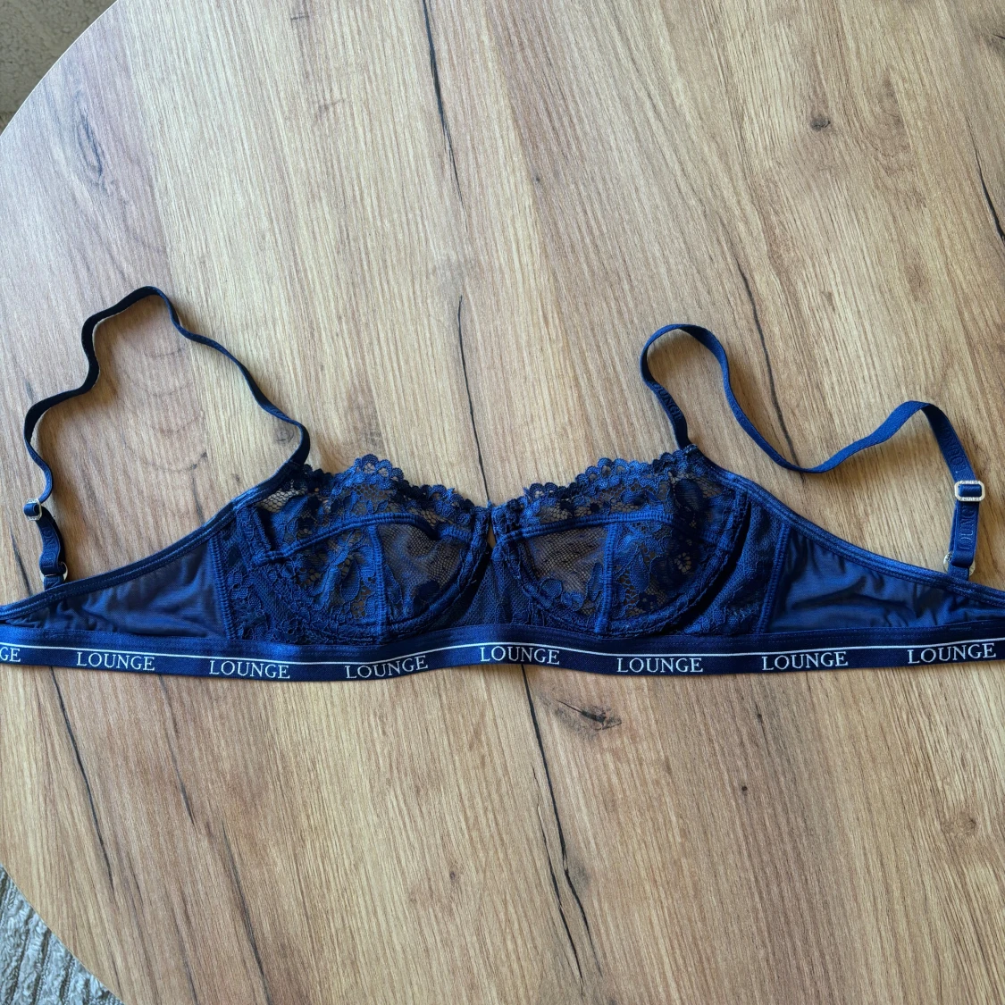 Blå spets-BH från Lounge - 90