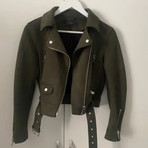 Zara jacka  - Jacka från zara. Felfri 