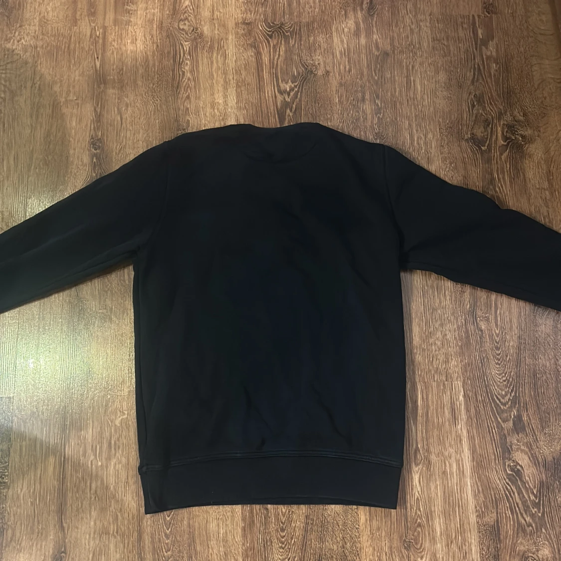 Svart sweatshirt från GANT - 3