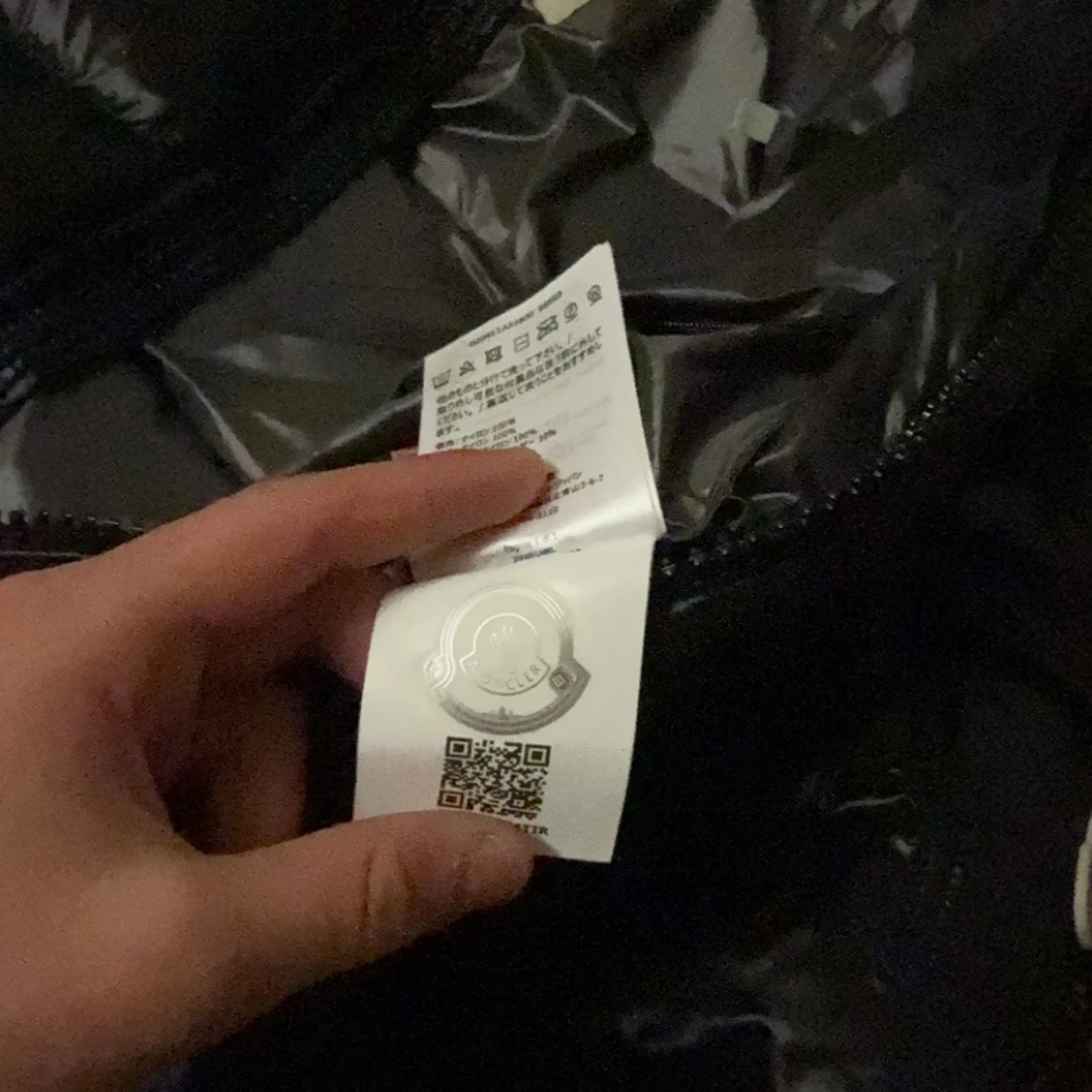 Svart pufferjacka från Moncler - 3