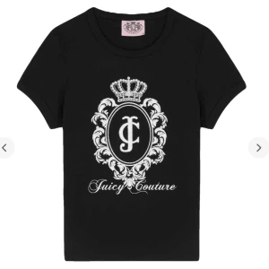 Juicy couture tröja - Limited edition topp från Juicy Couture. Helt ny med prislapp, aldrig använd. Nypris 600kr❤️