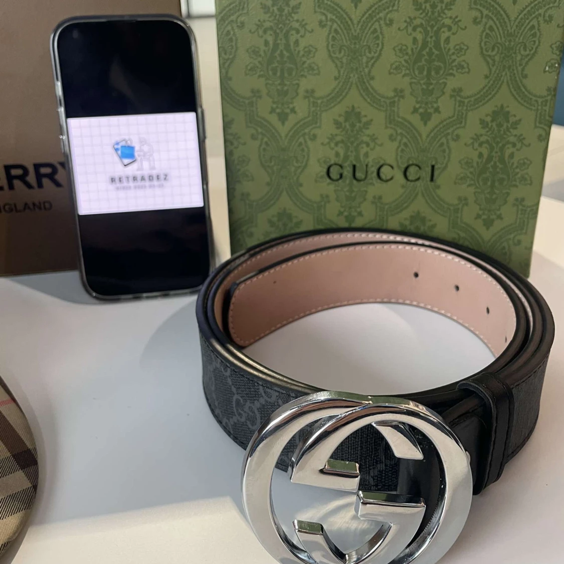 Svart bälte från Gucci