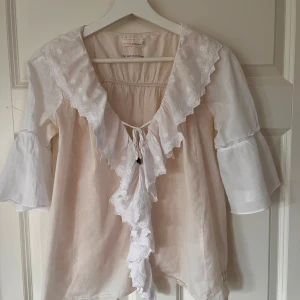 Blus Odd Molly  - Superfin blus från Odd Molly i fint skick 