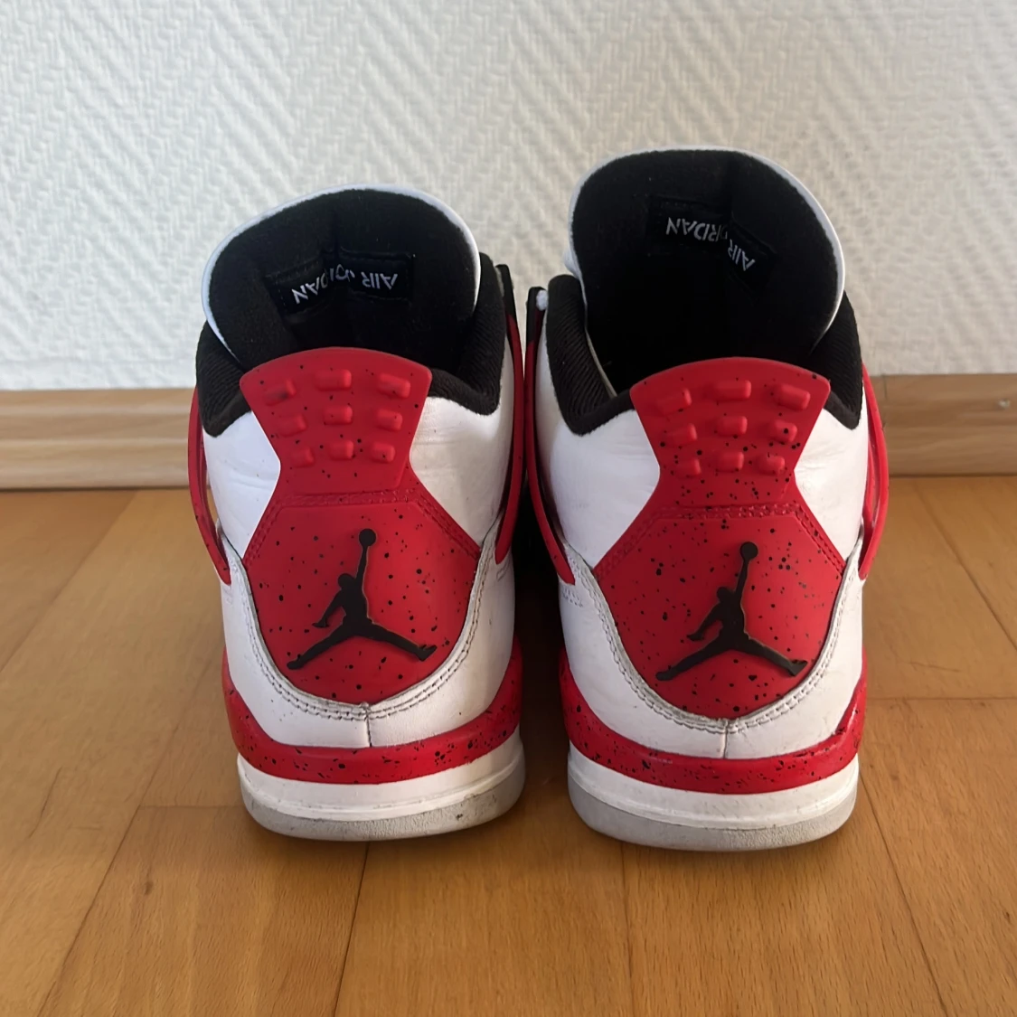 Jordan 4 Red cement - 91