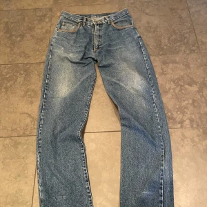 Vintage jeans - Vintage jeans W33 passar folk som är 185-190+ Nice fade, de har liknande passform som levis 550