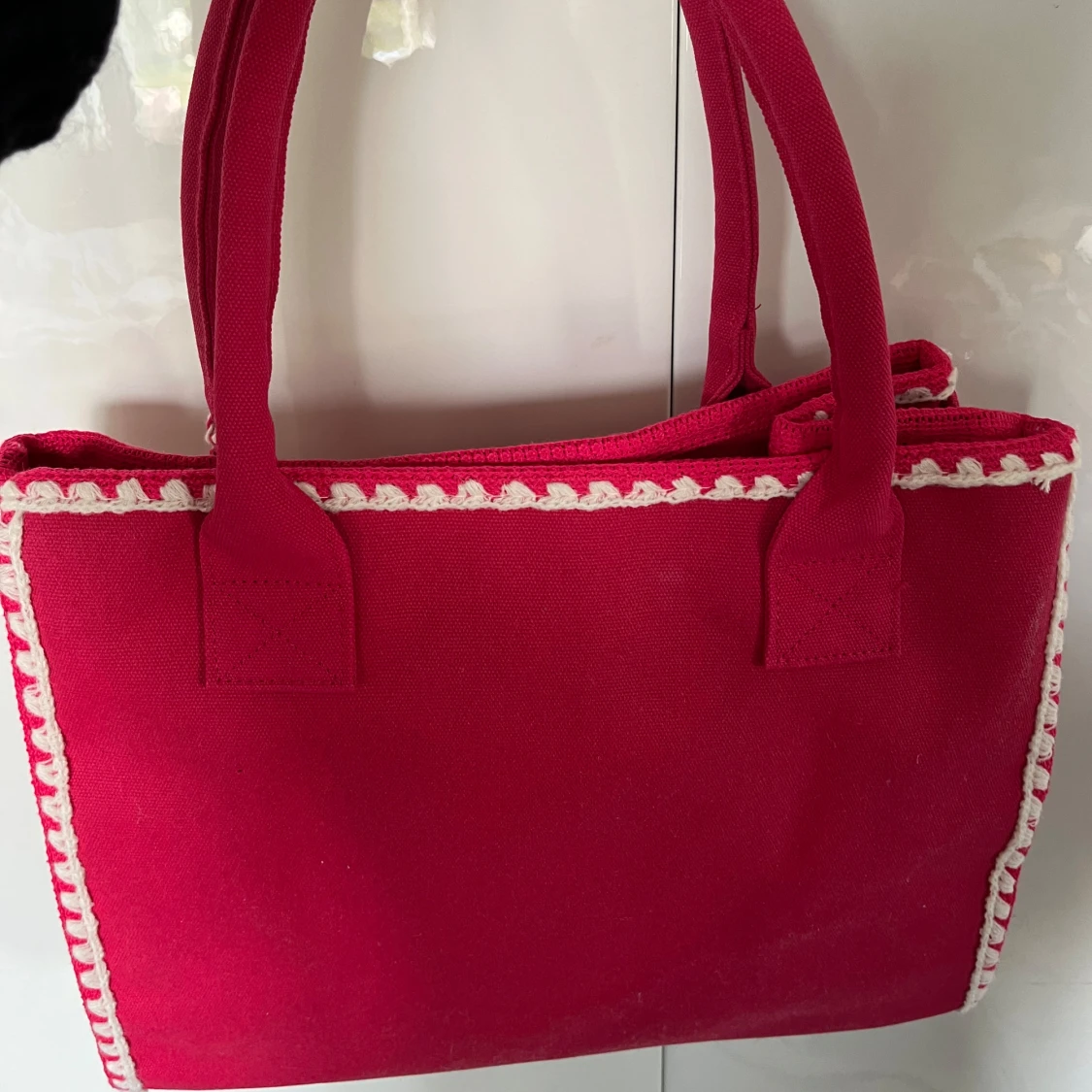 Oanvänd väska från Calzedonia - 90