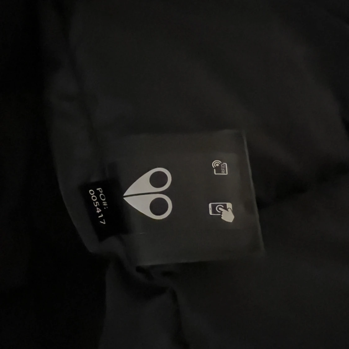 Moose knuckles striling parka!  - 92