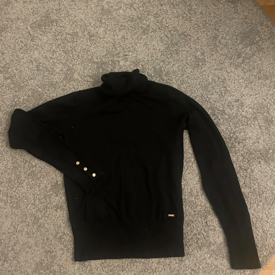 Svart tröja - 90