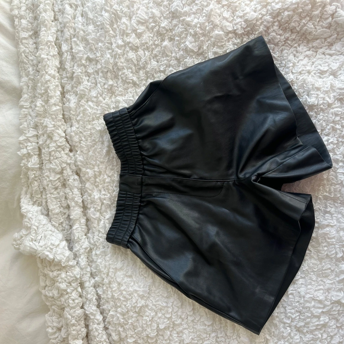 Lädershorts Bikbok - 90