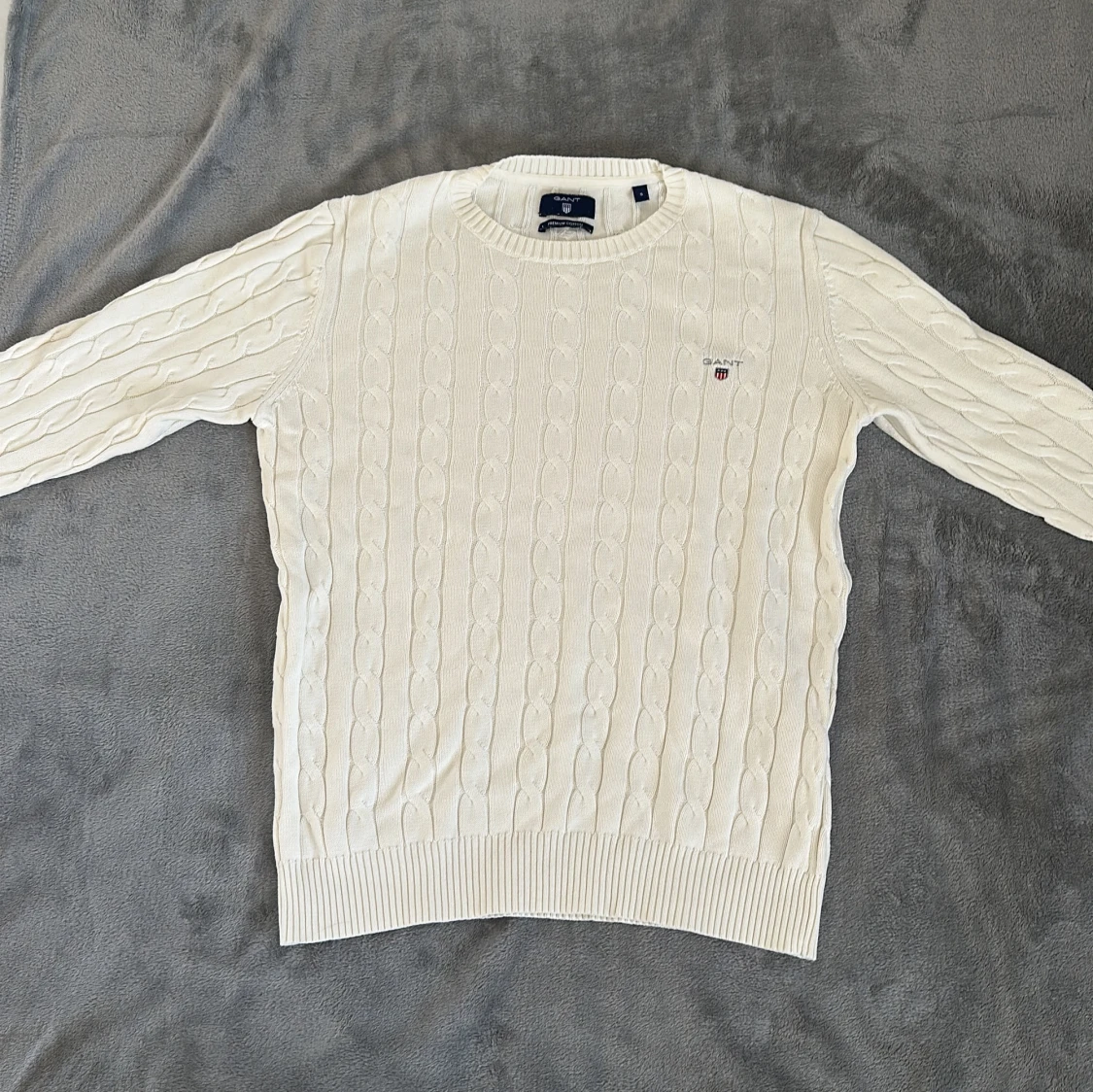 Gant kabelstickad tröja