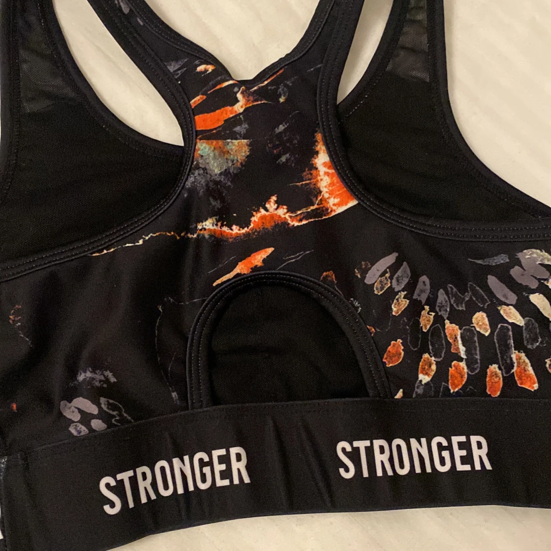 Svart träningsset från Stronger - 92