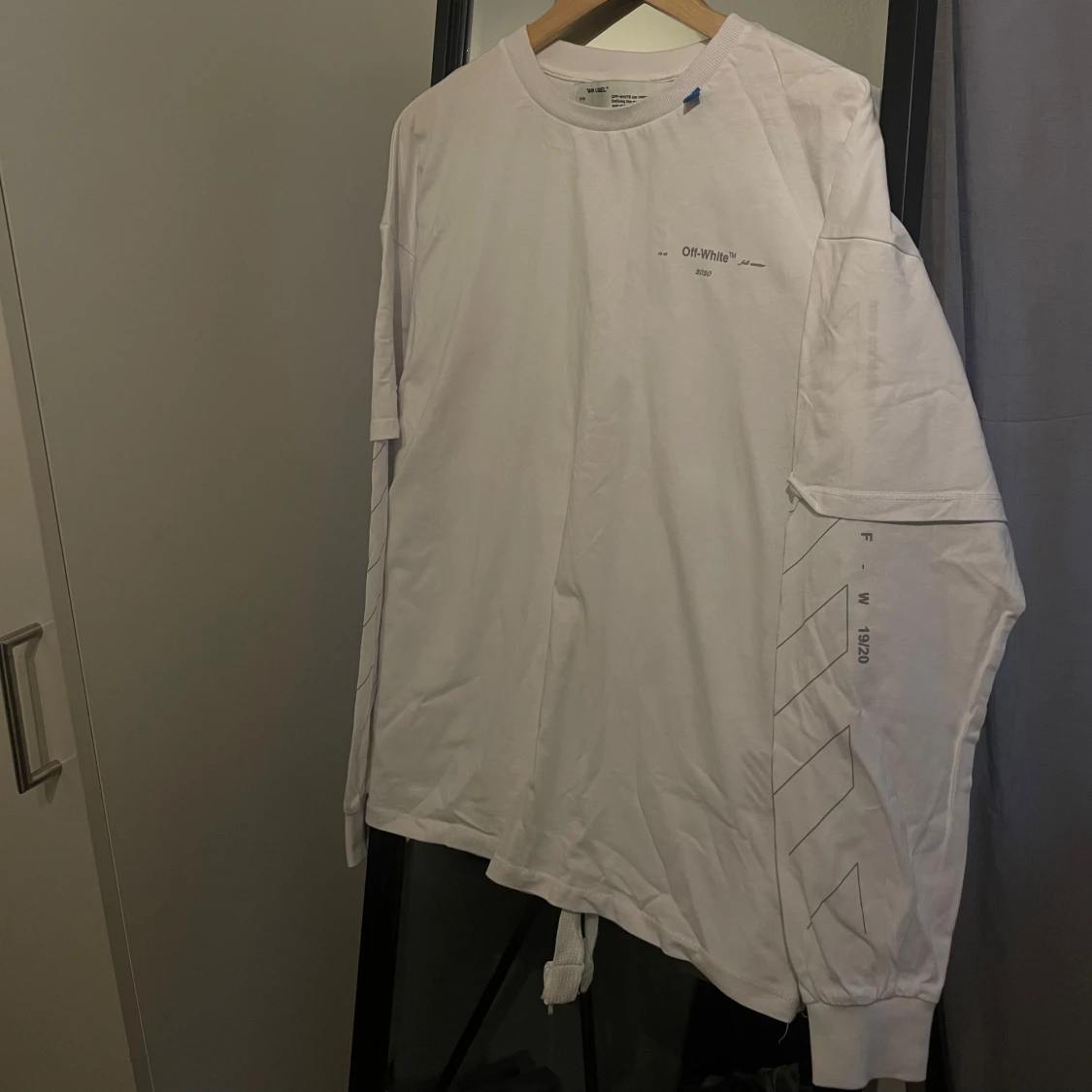 Exklusiv Offwhite långärmad tee - 90