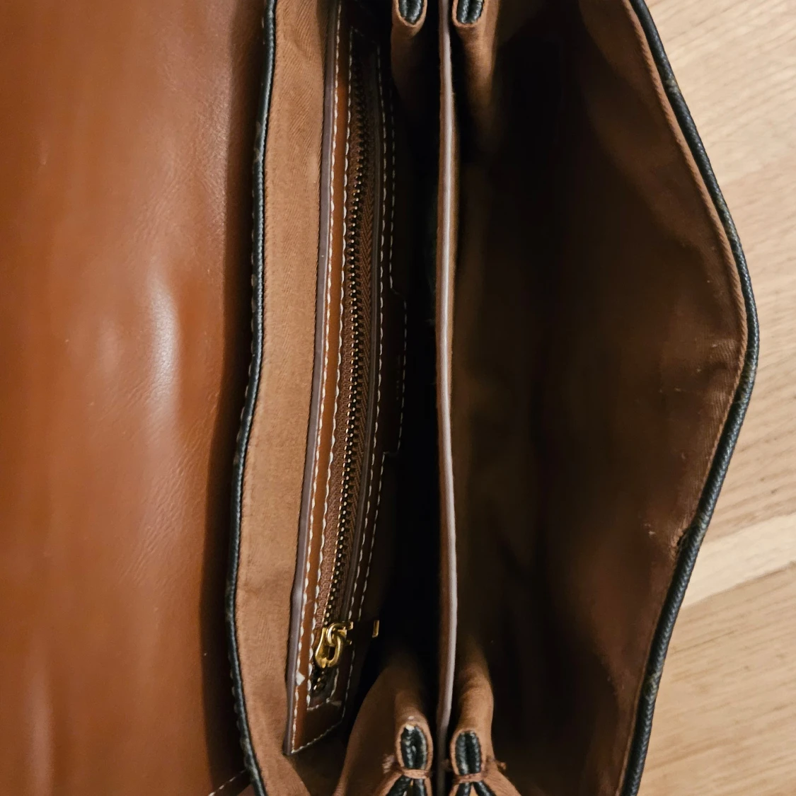 Axelremsväska från Mango - 93