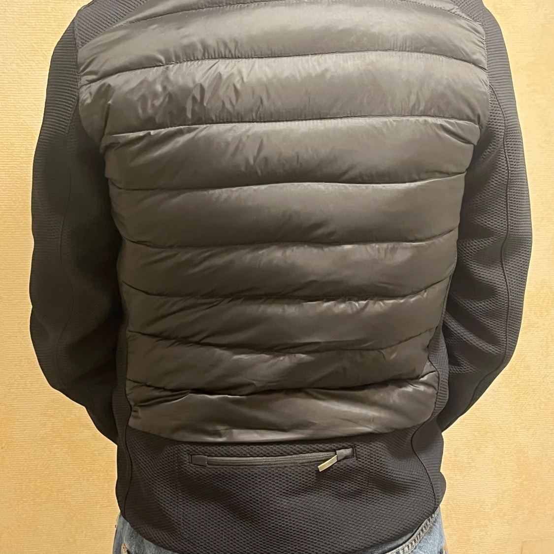 Svart cardigan från Parajumpers - 90