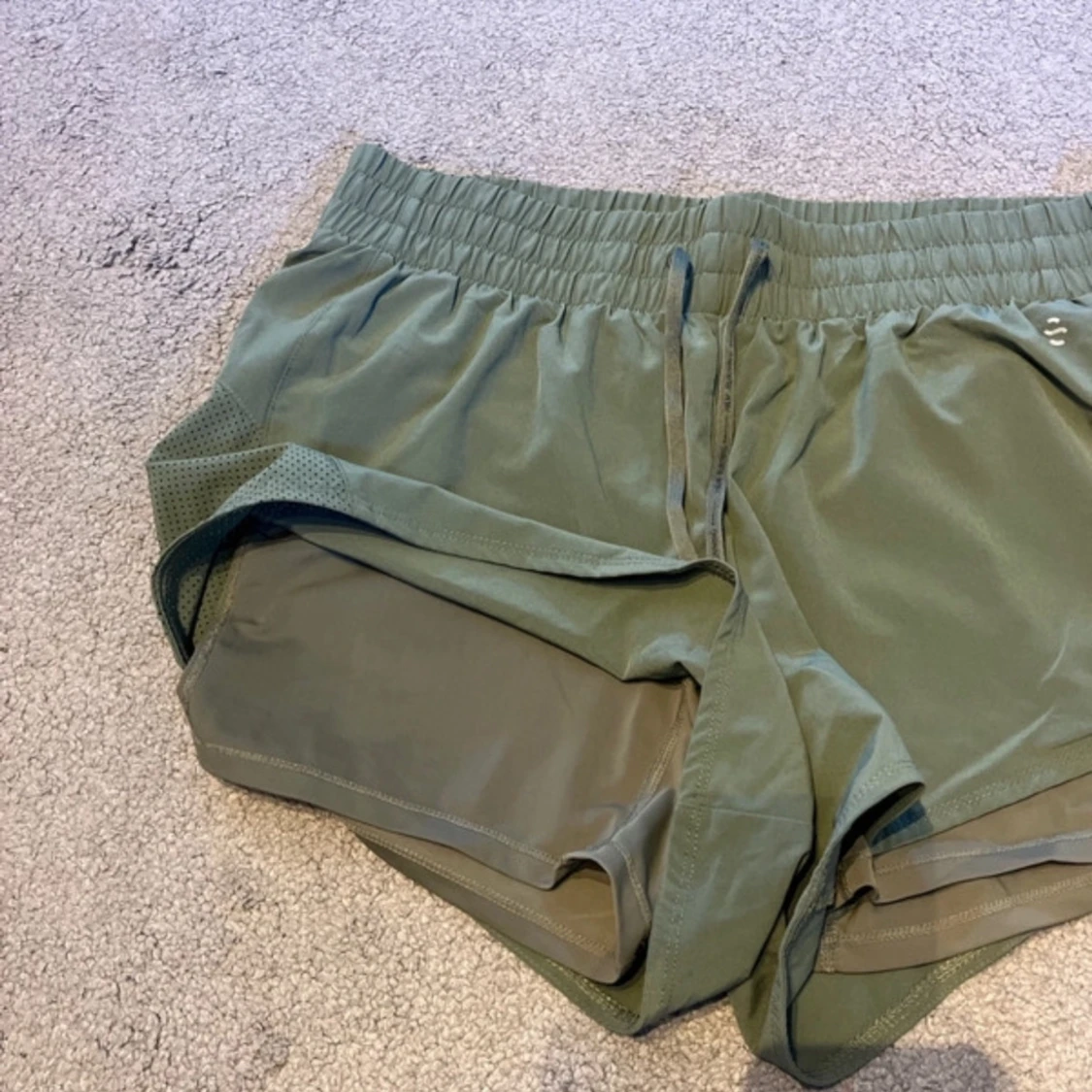 Gröna träningsshorts  - 90