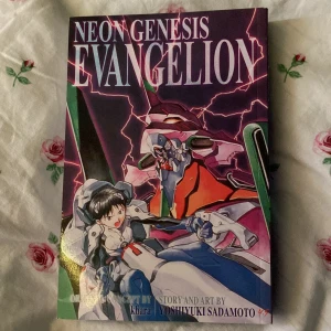 nge manga bok  - manga bok i nyskick, köpt på comiccon för typ 250kr, på engelska !! <3