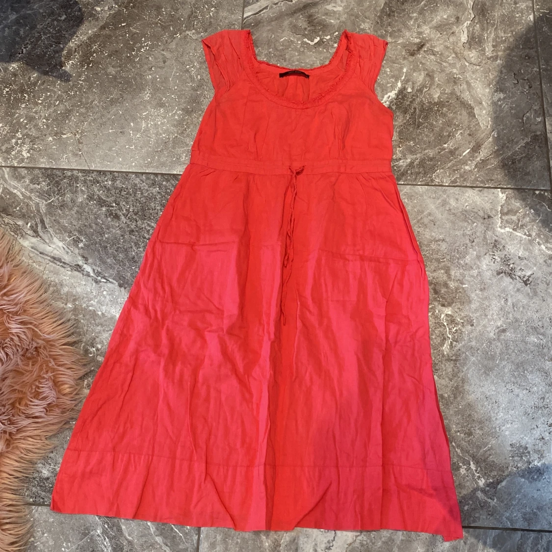 Röd sommarklänning - 2