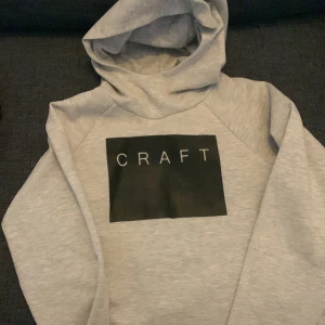 Hoddie - Craft hoddie i mkt fint skick