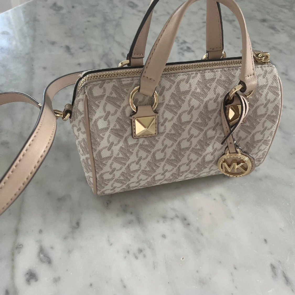 Michael kors väska - 90