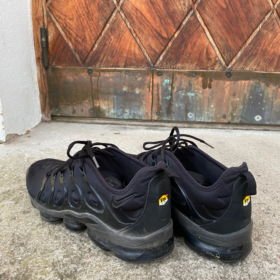 Vapermax plus svarta  - 90