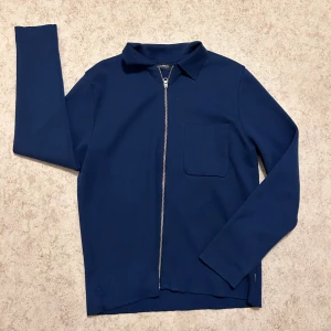 Overshirt - Fet overshirt från holebrook ( ny pris runt 2000) knappt andvänd  Skriv för frågor