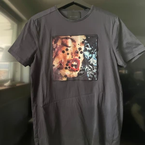 Limitato T-shirt  - Sjukt snygg limitato T-shirt som är väldigt sparsamt använd🙌🏻