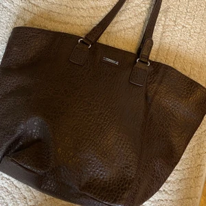 MANGO väska - Nyskick 