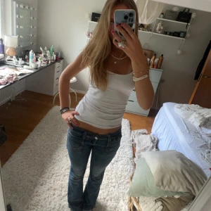 Only jeans - Super snygga jeans från only som inte kommer till användning. Inga defekter skriv om du har några frågor💖