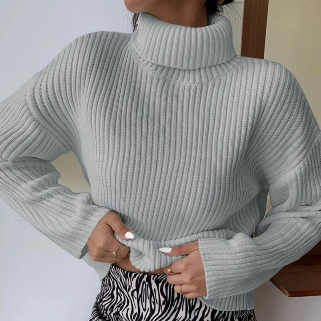 Ljusgrå ribbad polotröja - 91