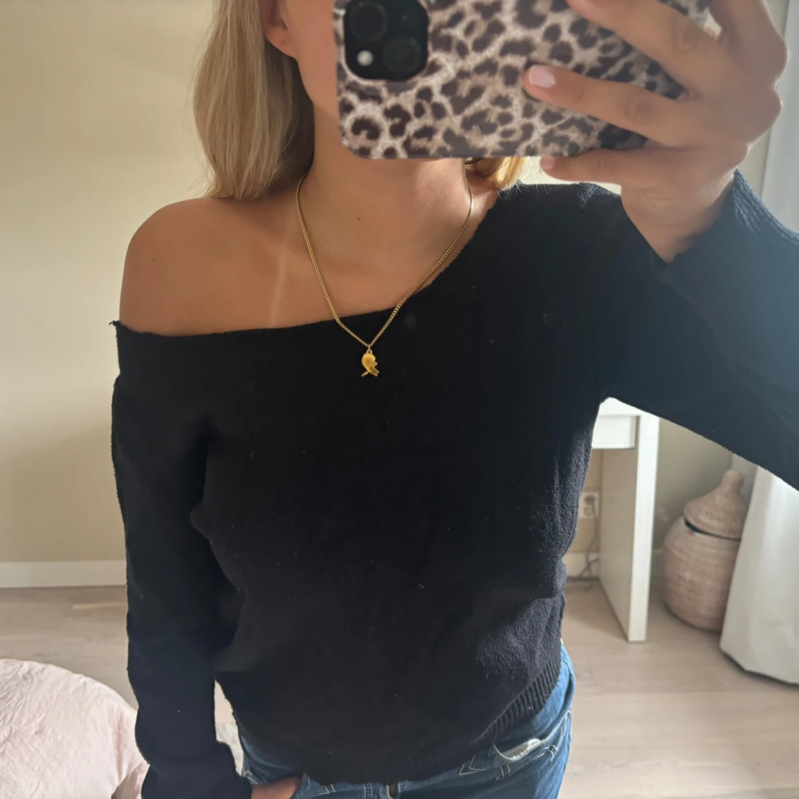 One shoulder tröja - 91