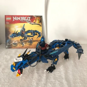 Lego ninjago - Blå drake finns katalog men inte kartong 