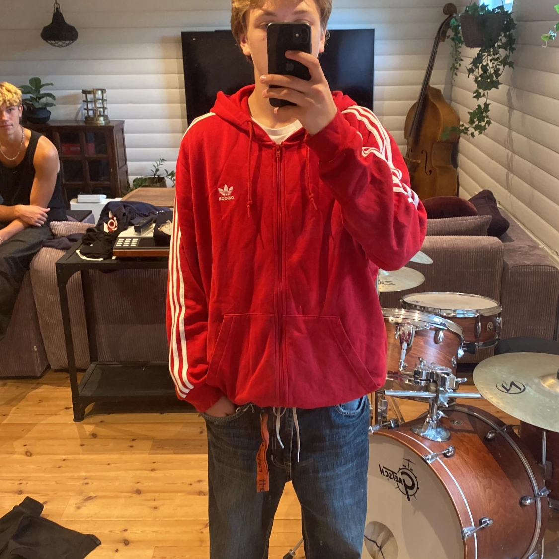 Röd hoodie från Adidas - 92