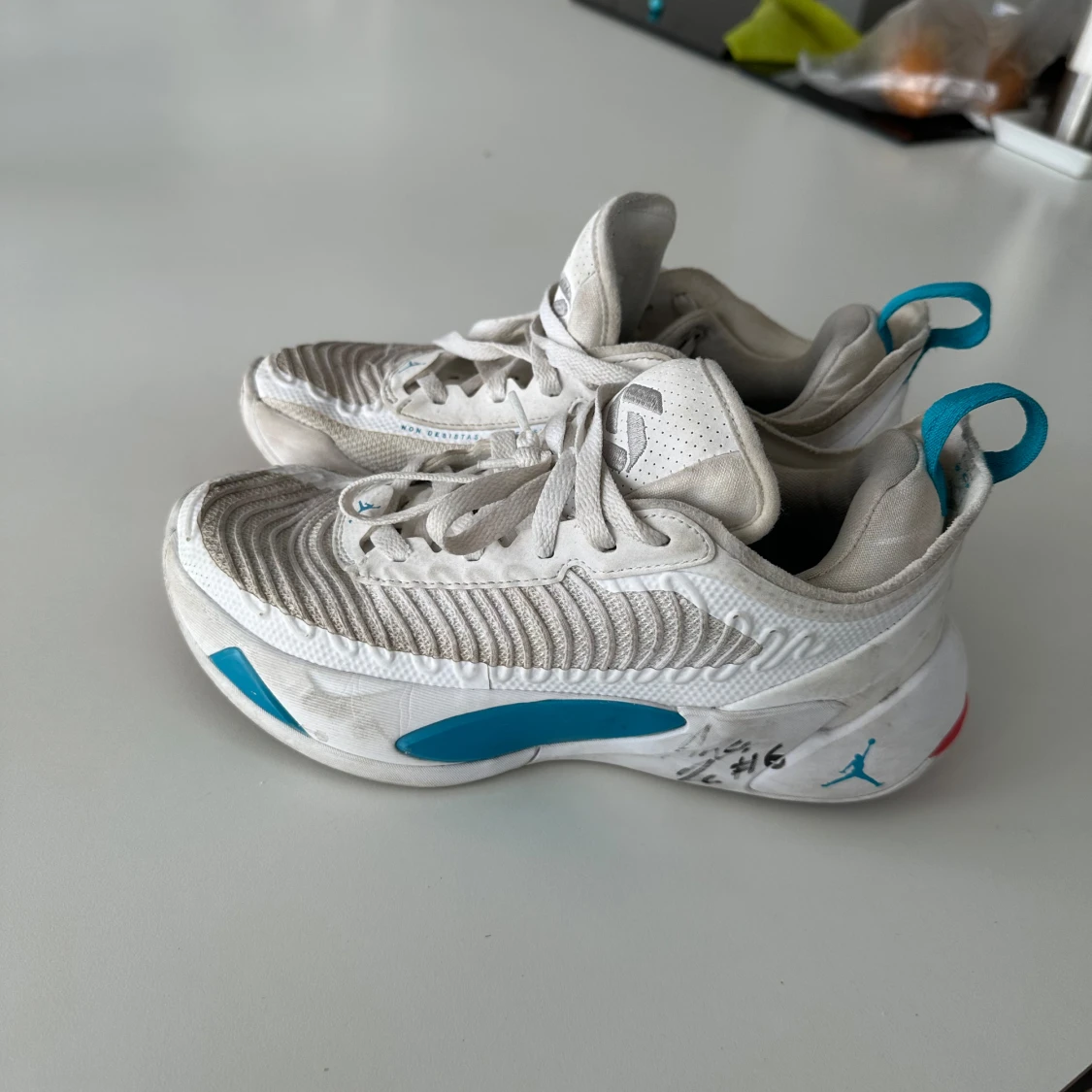 Basketskor Jordan Luka 1 