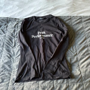 Peak tröja 💕 - Säljer då den inte kommer till användning 💕 Typ som ny 