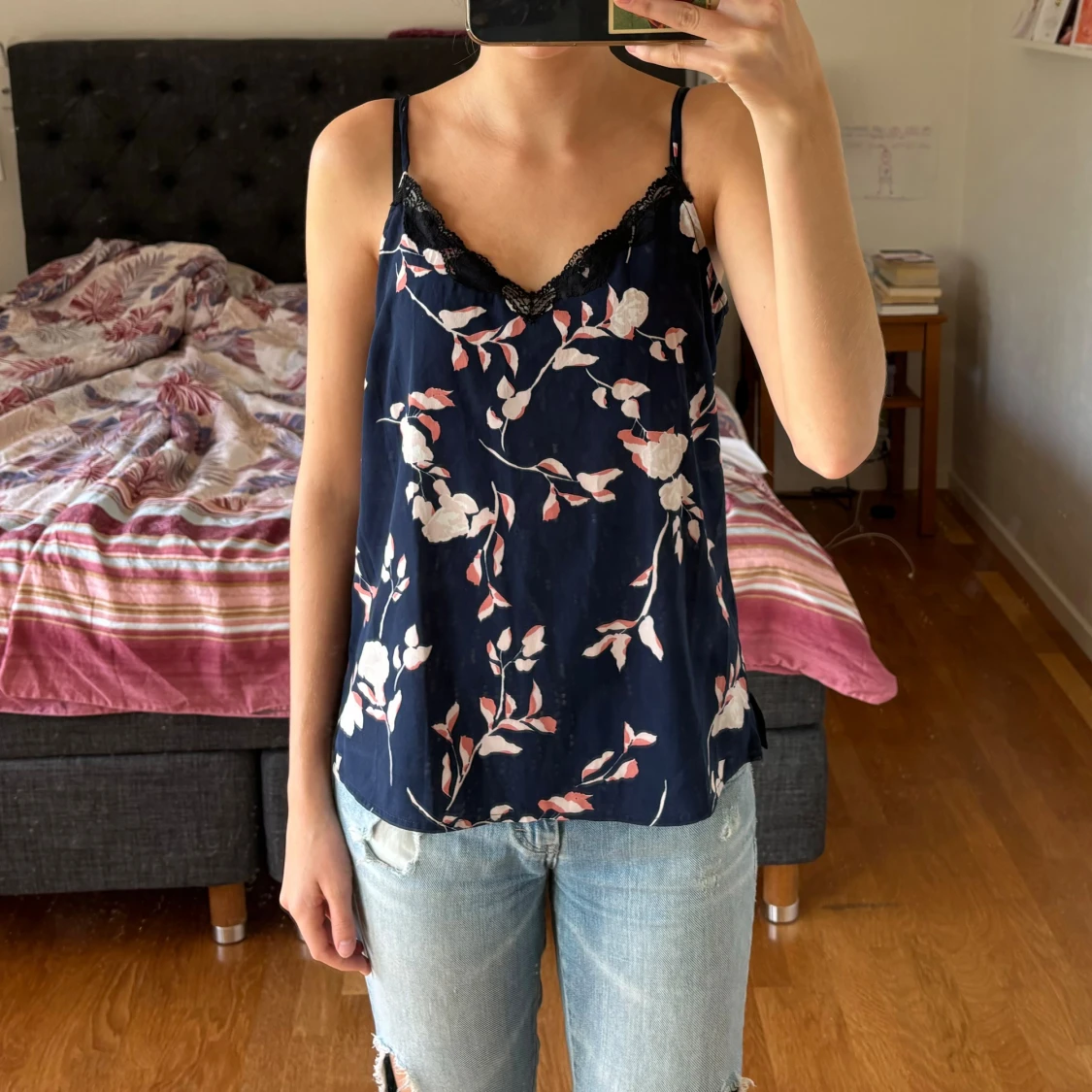 Mönstrad Spetslinne