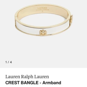 Raplh lauren armband - Säljer mitt fina Ralph lauren armband som jag fick i julklapp i vintras🥰 kommer inte till användning o därav knappt använt💓Nypris 800kr